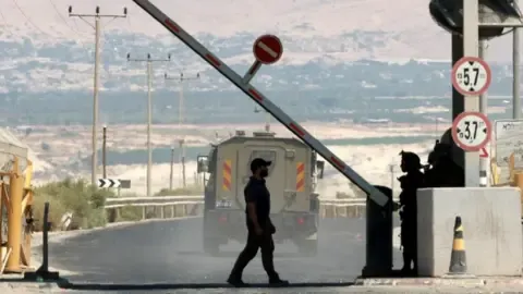 A Pair of Victims Gunned Down in Incident Adjacent to Jordan-West Bank Checkpoint, Israeli Military Reports